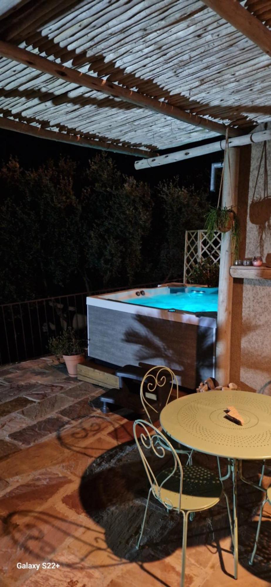 A Pasturella, Jacuzzi Spa Venzolasca Eksteriør bilde